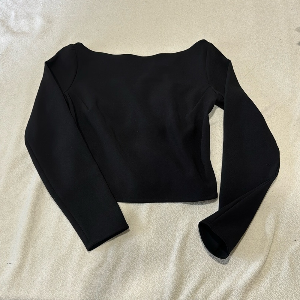 Black shirt